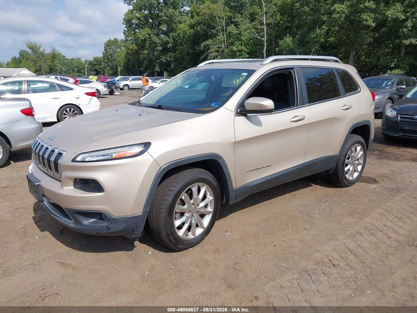 2015 Jeep Cherokee, Normal Wear & Tear, IAAI, VIN 1C4PJMDS1FW675859 — photo 2