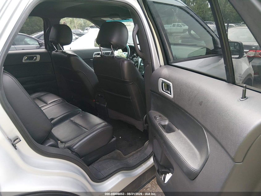 2015 FORD EXPLORER auction photo 8