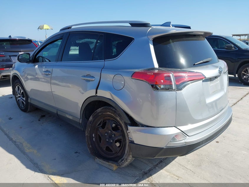 TOYOTA RAV4 - zdjęcie 3