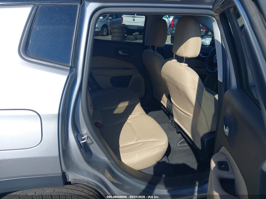 JEEP COMPASS 2018 VIN 3C4NJDAB4JT392303