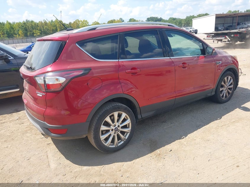 Vin: 1fmcu0j91hua36066, lot: 46506386, ford escape titanium 20174