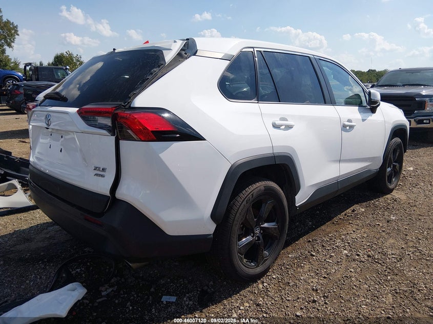 TOYOTA RAV4 - zdjęcie 4