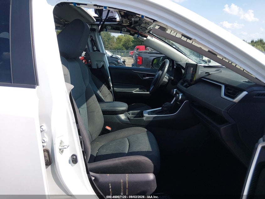TOYOTA RAV4 - zdjęcie 5