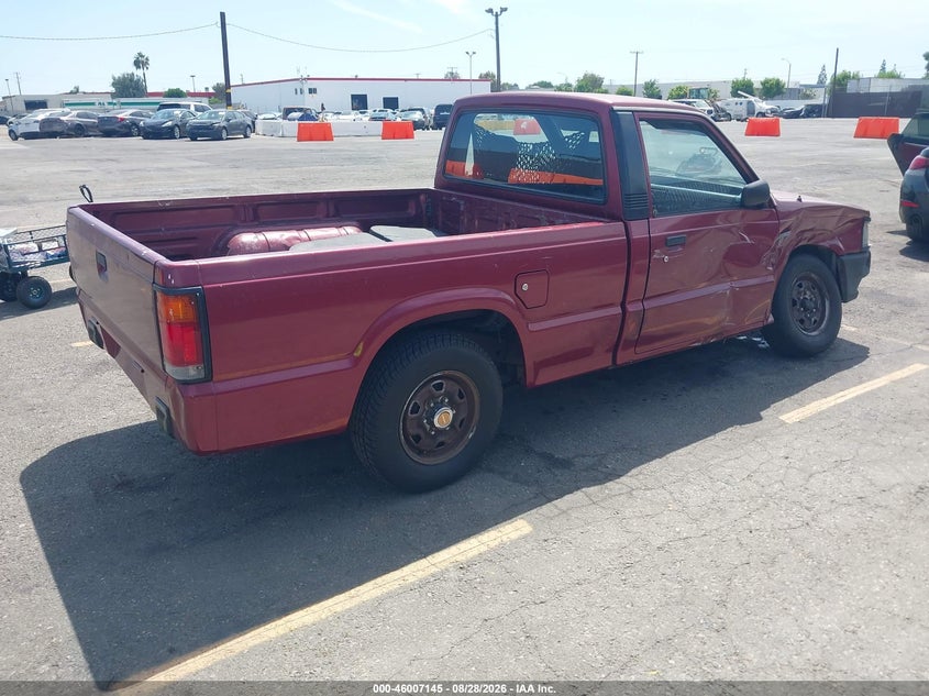 1992 MAZDA B2200 auction photo 4