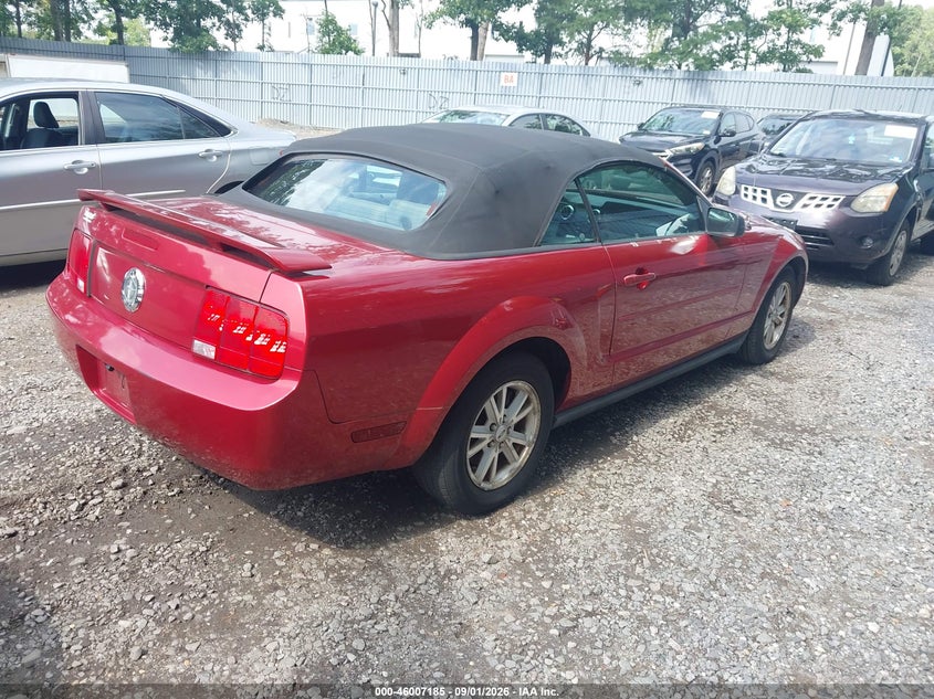 2006 FORD MUSTANG auction photo 4