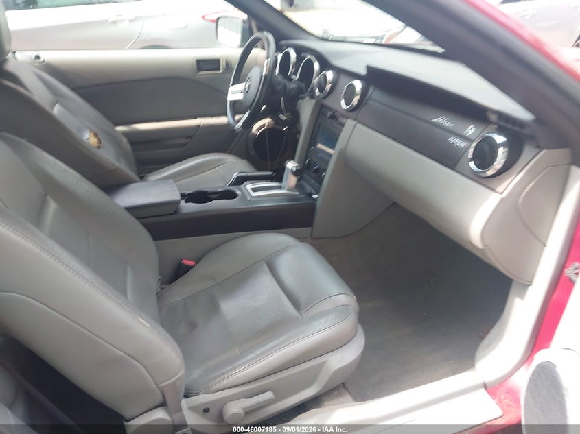 2006 FORD MUSTANG auction photo 5