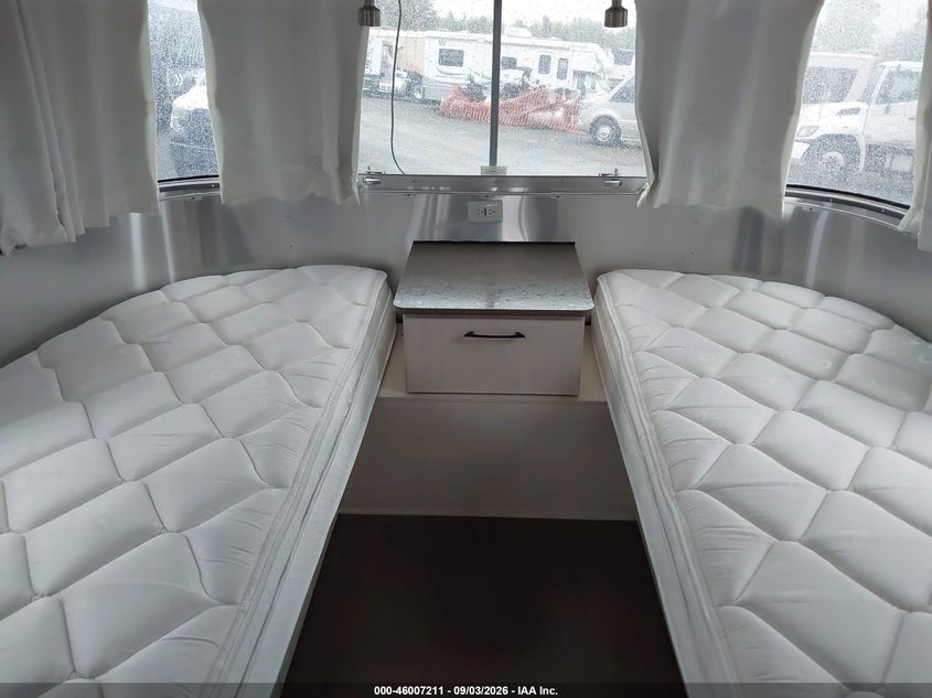 2019 AIRSTREAM OTHER auction photo 5