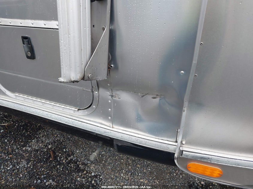 2019 AIRSTREAM OTHER auction photo 6