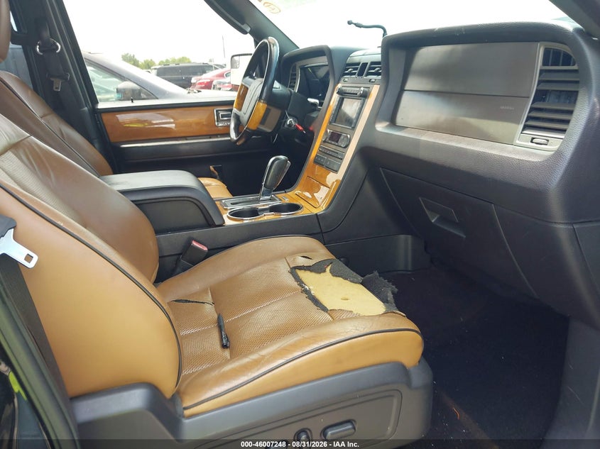 2013 LINCOLN NAVIGATOR auction photo 5