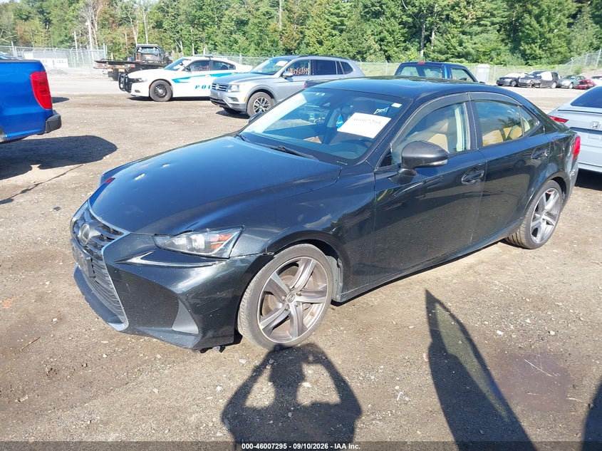 Vin: jthcm1d2xh5015122, lot: 46506671, lexus is 300 20172