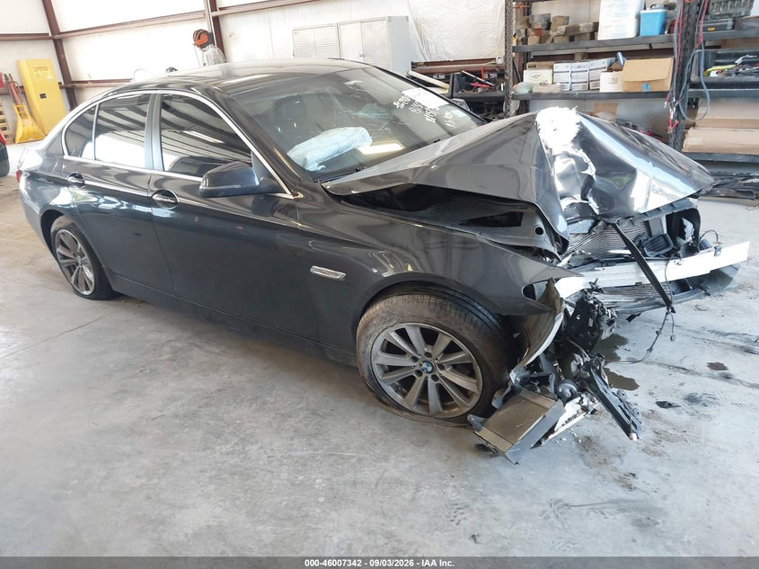 Vin: wba5a5c57gg353860, lot: 46506718, bmw 528i 2016 img_1