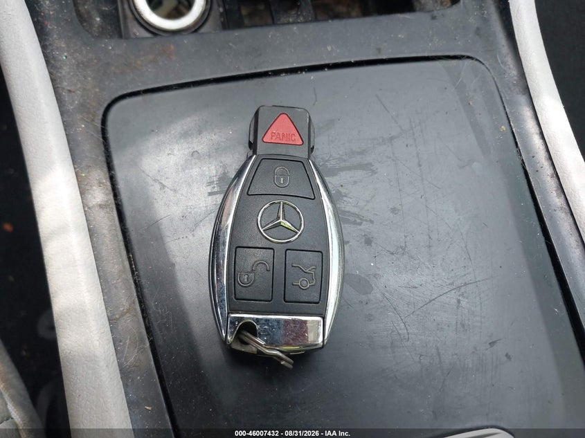 MERCEDES-BENZ GLA 250 - zdjęcie 11