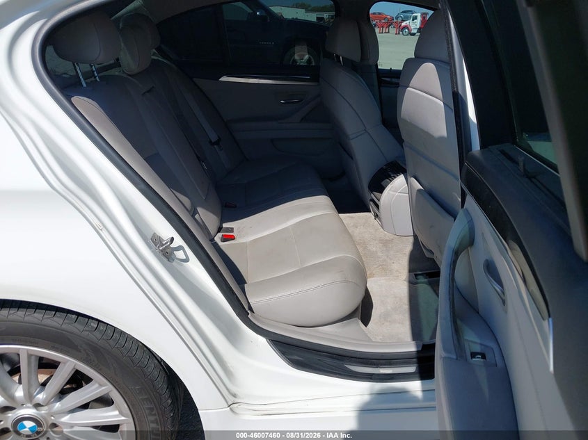 2011 BMW 535I auction photo 8