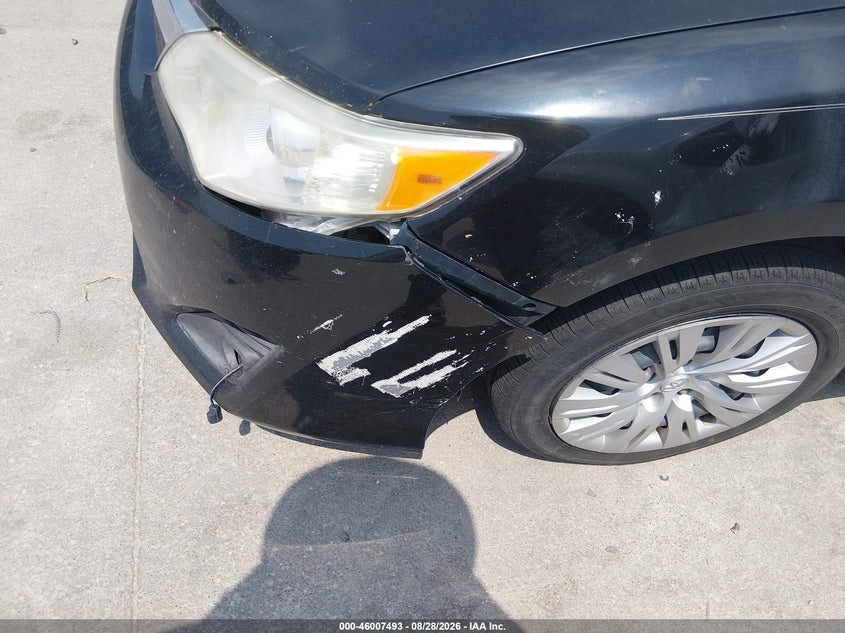 2014 TOYOTA CAMRY auction photo 6