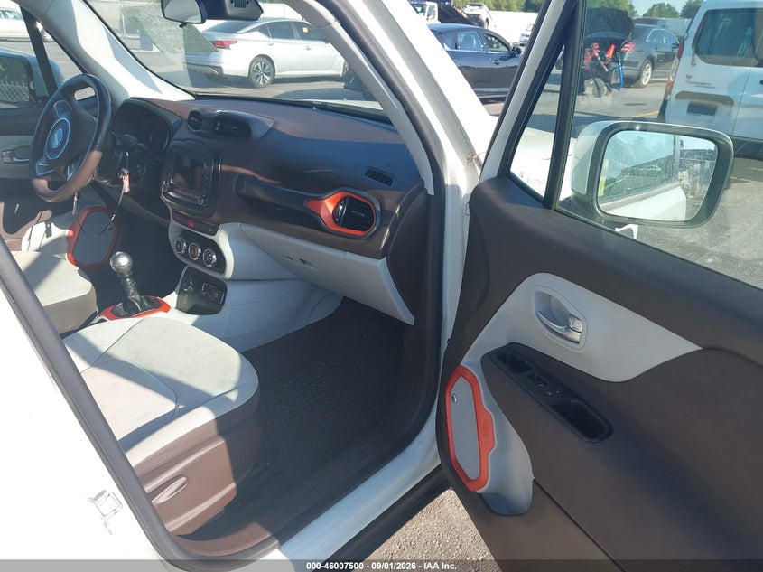 2016 JEEP RENEGADE auction photo 5