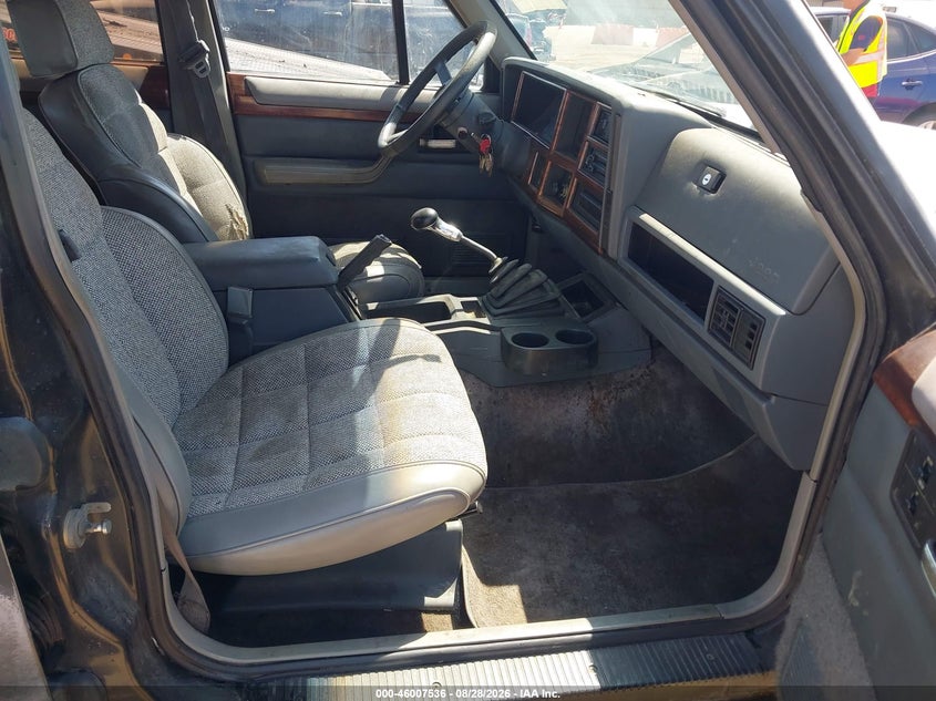 1993 JEEP CHEROKEE auction photo 5