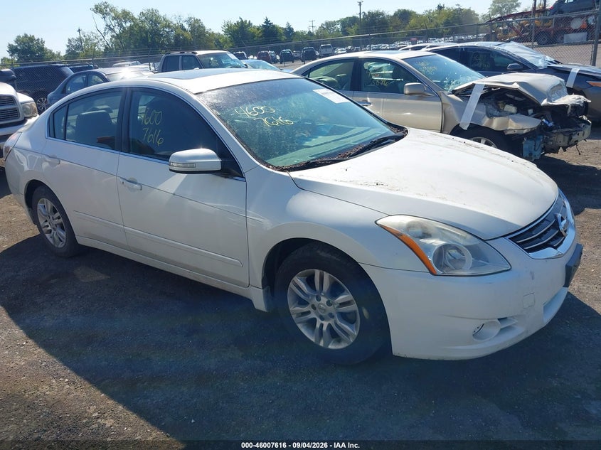 2010 NISSAN ALTIMA auction photo 1