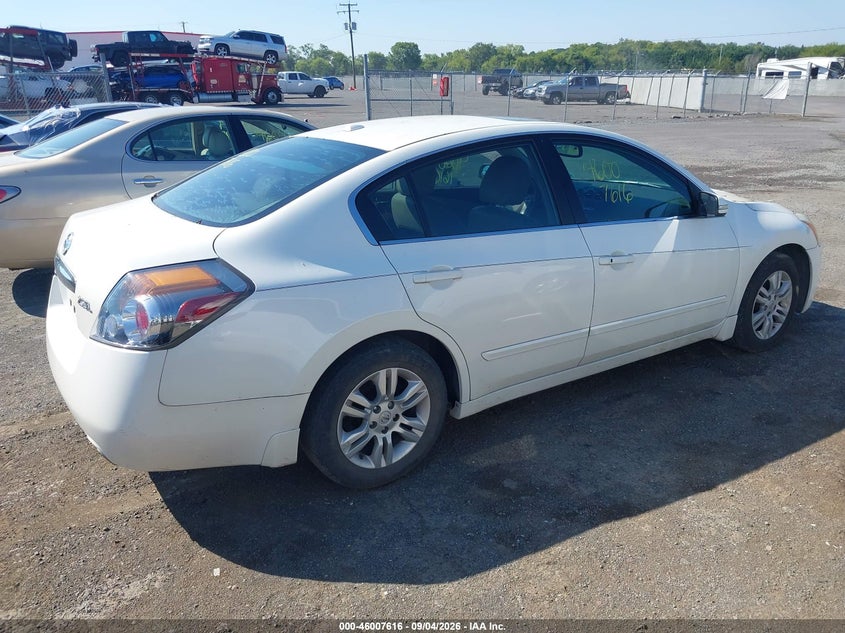 2010 NISSAN ALTIMA auction photo 4