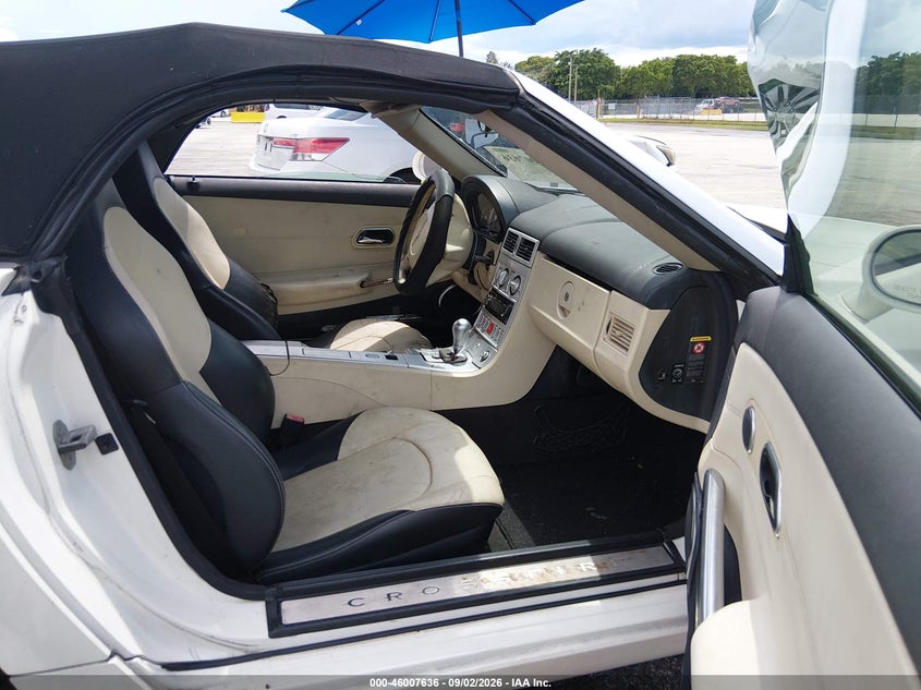 2005 CHRYSLER CROSSFIRE auction photo 5