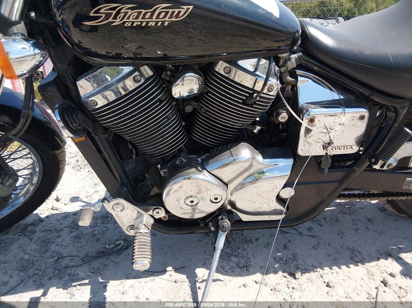 HONDA VT750 2005