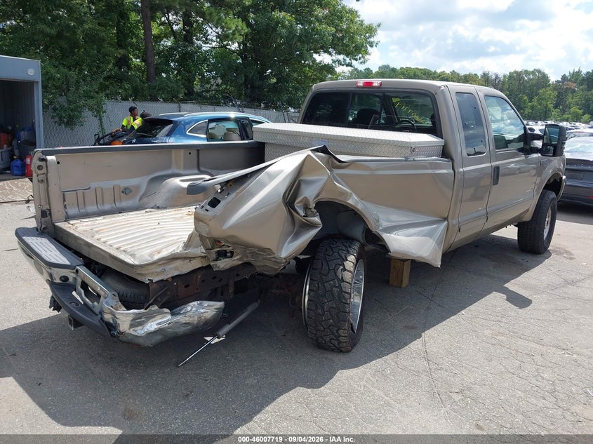 2002 FORD F-350 auction photo 6