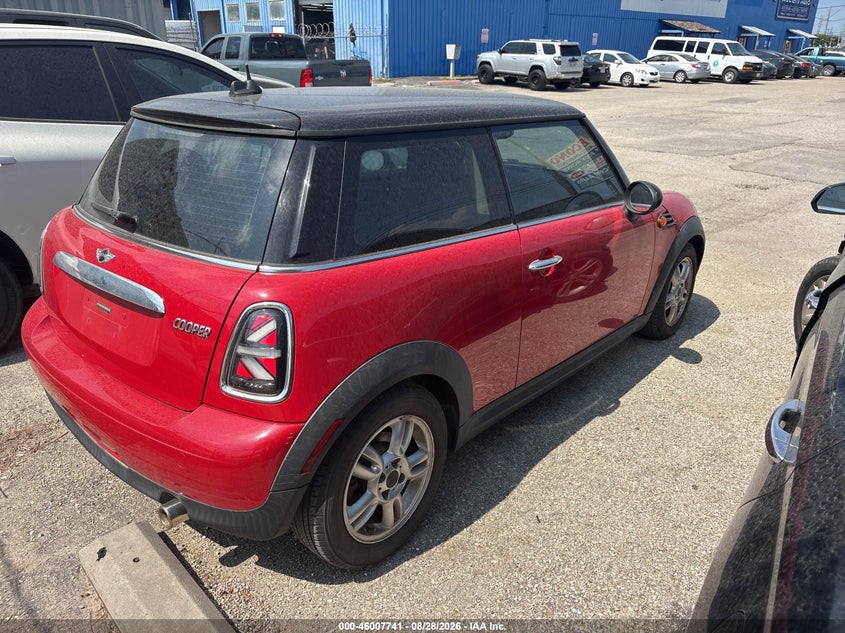 2013 MINI HARDTOP auction photo 4