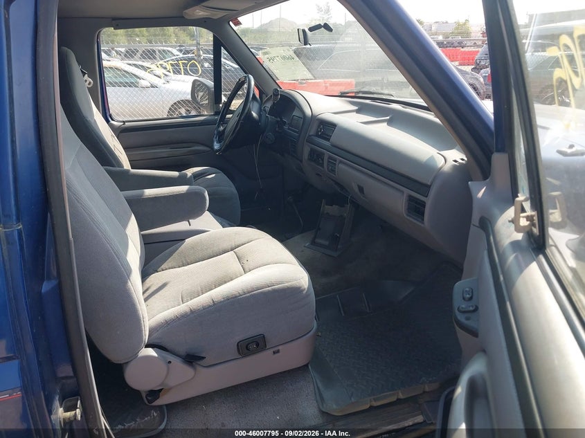 1996 FORD BRONCO auction photo 5
