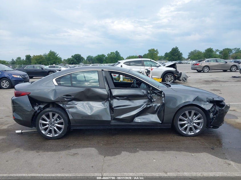 MAZDA MAZDA3 - zdjęcie 13