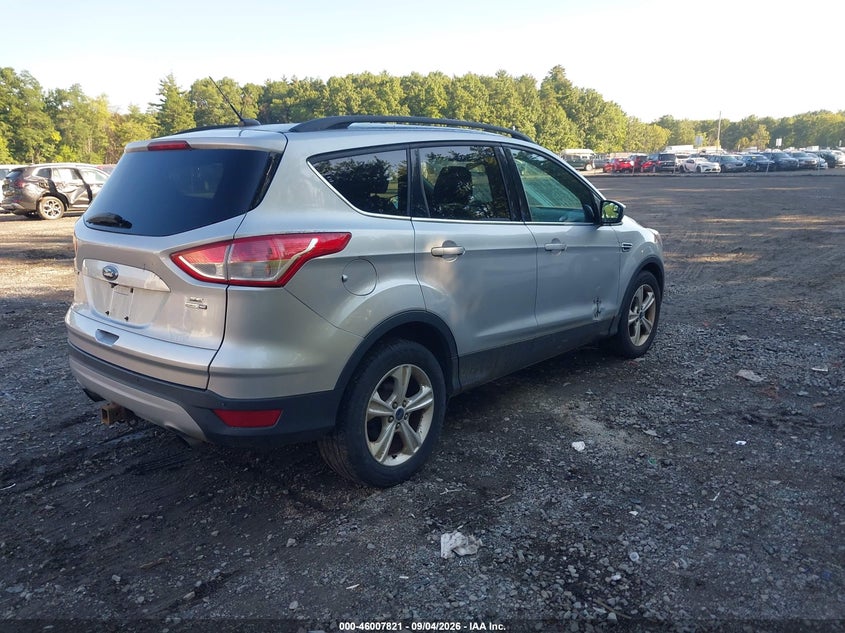 2016 FORD ESCAPE auction photo 4