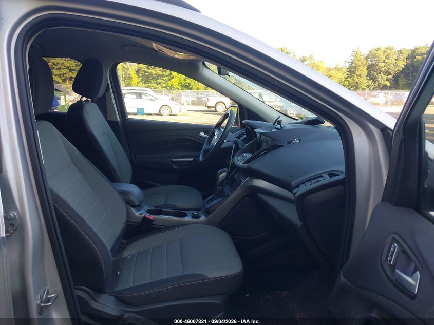 2016 FORD ESCAPE auction photo 5