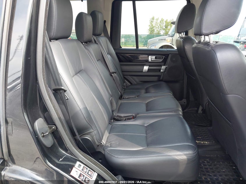 2016 LAND ROVER LR4 auction photo 8