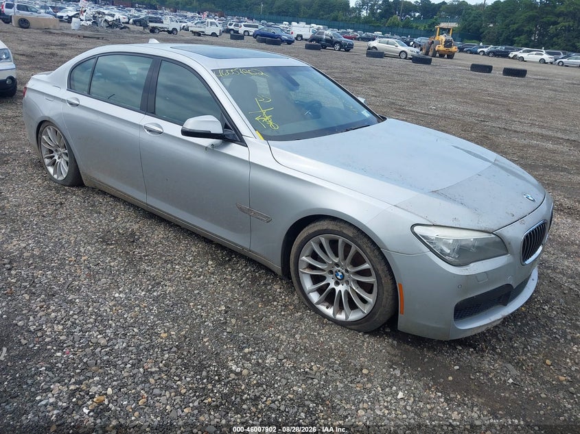 2013 BMW 740 auction photo 1