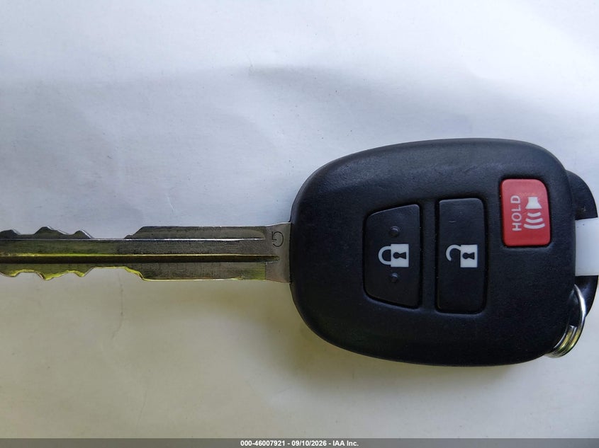 TOYOTA PRIUS C 2014 VIN JTDKDTB37E1574523
