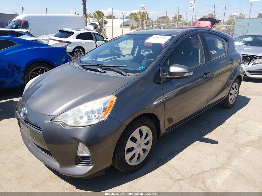 Vin: jtdkdtb37e1574523, lot: 46507297, toyota prius c two 20142