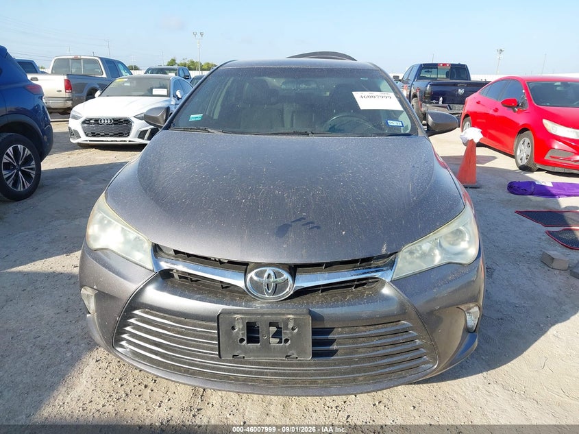 TOYOTA CAMRY - zdjęcie 12