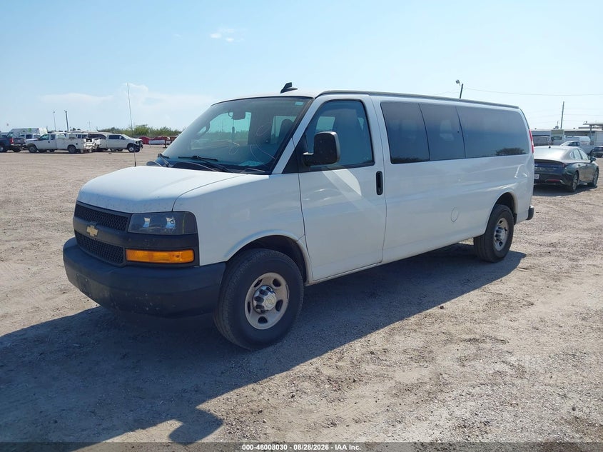 2020 CHEVROLET EXPRESS PASSENGER auction photo 2