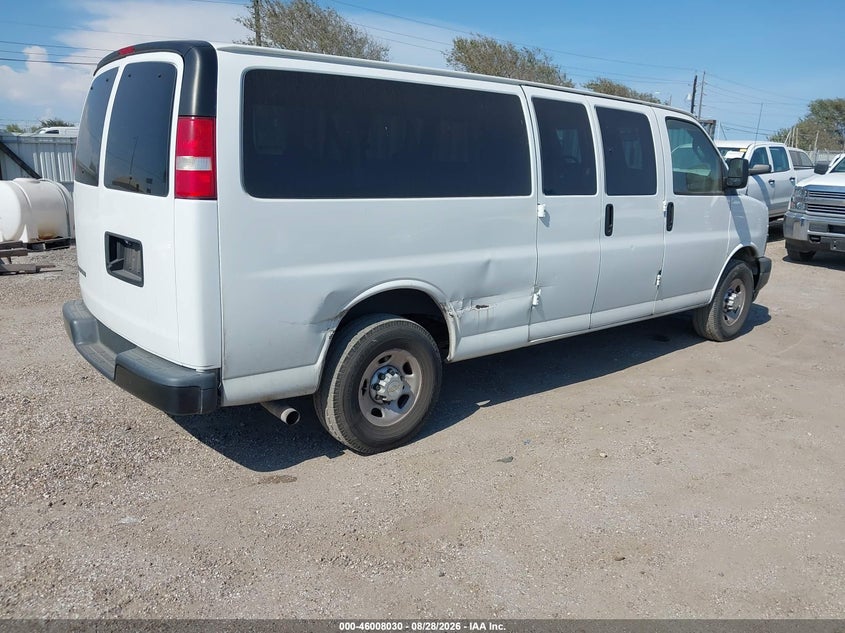 2020 CHEVROLET EXPRESS PASSENGER auction photo 4