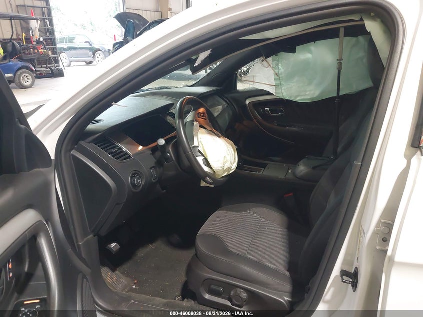 FORD TAURUS 2015 VIN 1FAHP2E80FG176304