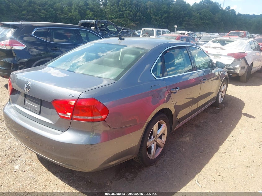 2012 VOLKSWAGEN PASSAT auction photo 4