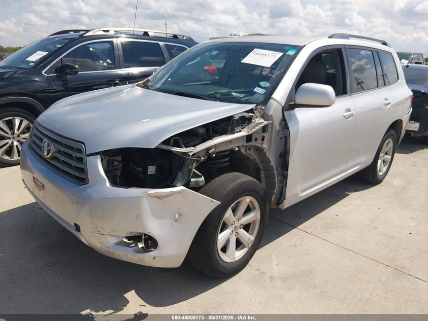 2010 TOYOTA HIGHLANDER auction photo 2