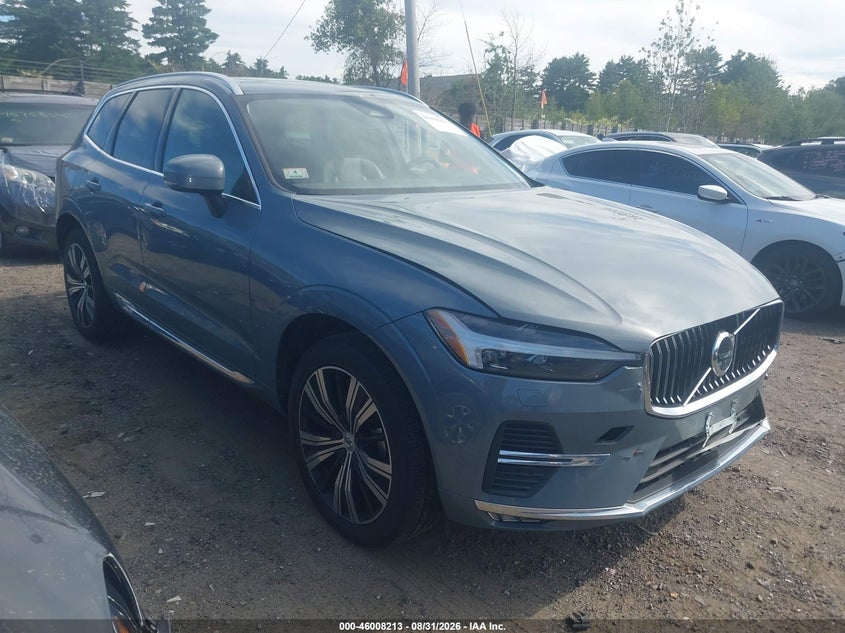 2022 VOLVO XC60 B5 INSCRIPTION