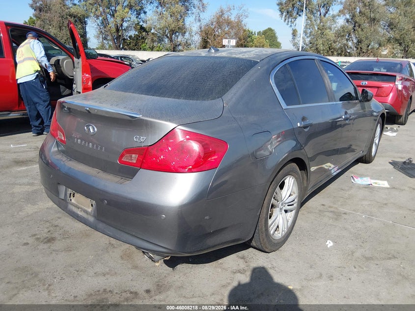 2013 INFINITI G37 auction photo 4