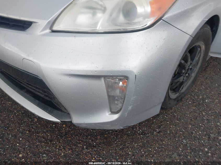 2013 TOYOTA PRIUS auction photo 6