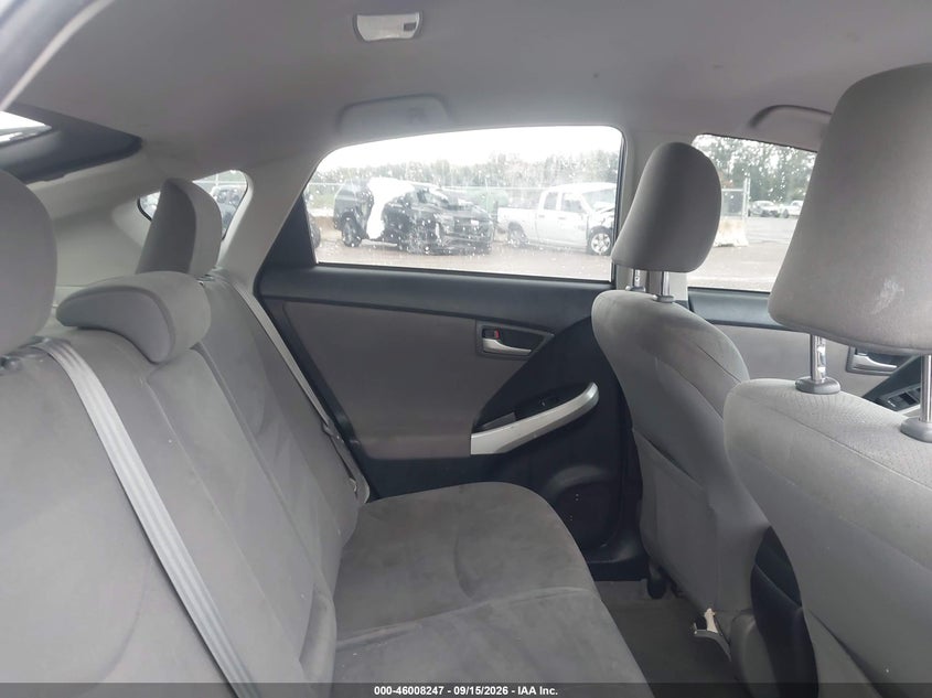 2013 TOYOTA PRIUS auction photo 8