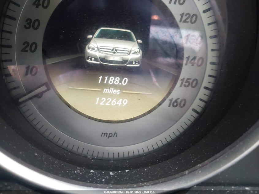 MERCEDES-BENZ C 300 2012 VIN WDDGF8BB3CA644297