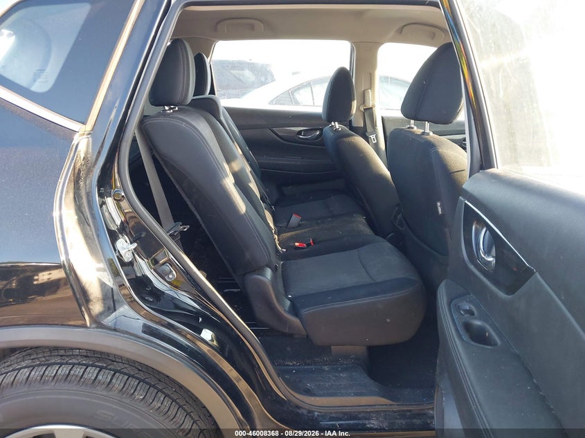 2017 NISSAN ROGUE auction photo 8