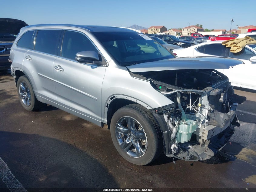 2018 Toyota Highlander Limited Platinum, Front, IAAI, VIN 5TDDZRFH6JS815763