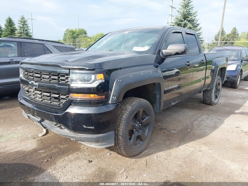 2017 Chevrolet Silverado 1500 Wt, Правый бок, IAAI, VIN 1GCVKNEH6HZ141285 — фото 2