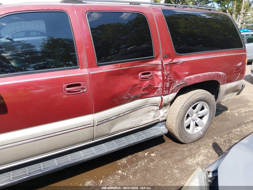 2002 CHEVROLET SUBURBAN 1500 auction photo 6