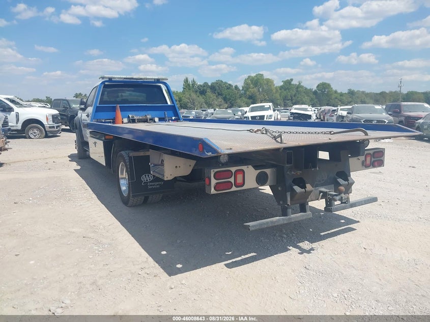 2017 FORD F-550 CHASSIS auction photo 3